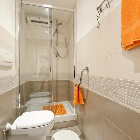 Dell'acquario 4* Cenova