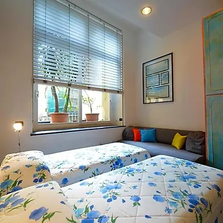 Dell'acquario Bed and breakfast 4*